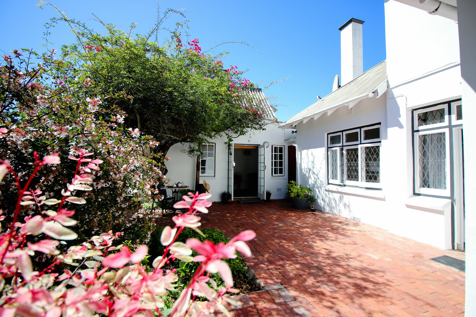 Whispering Oaks Guest House George Exterior photo